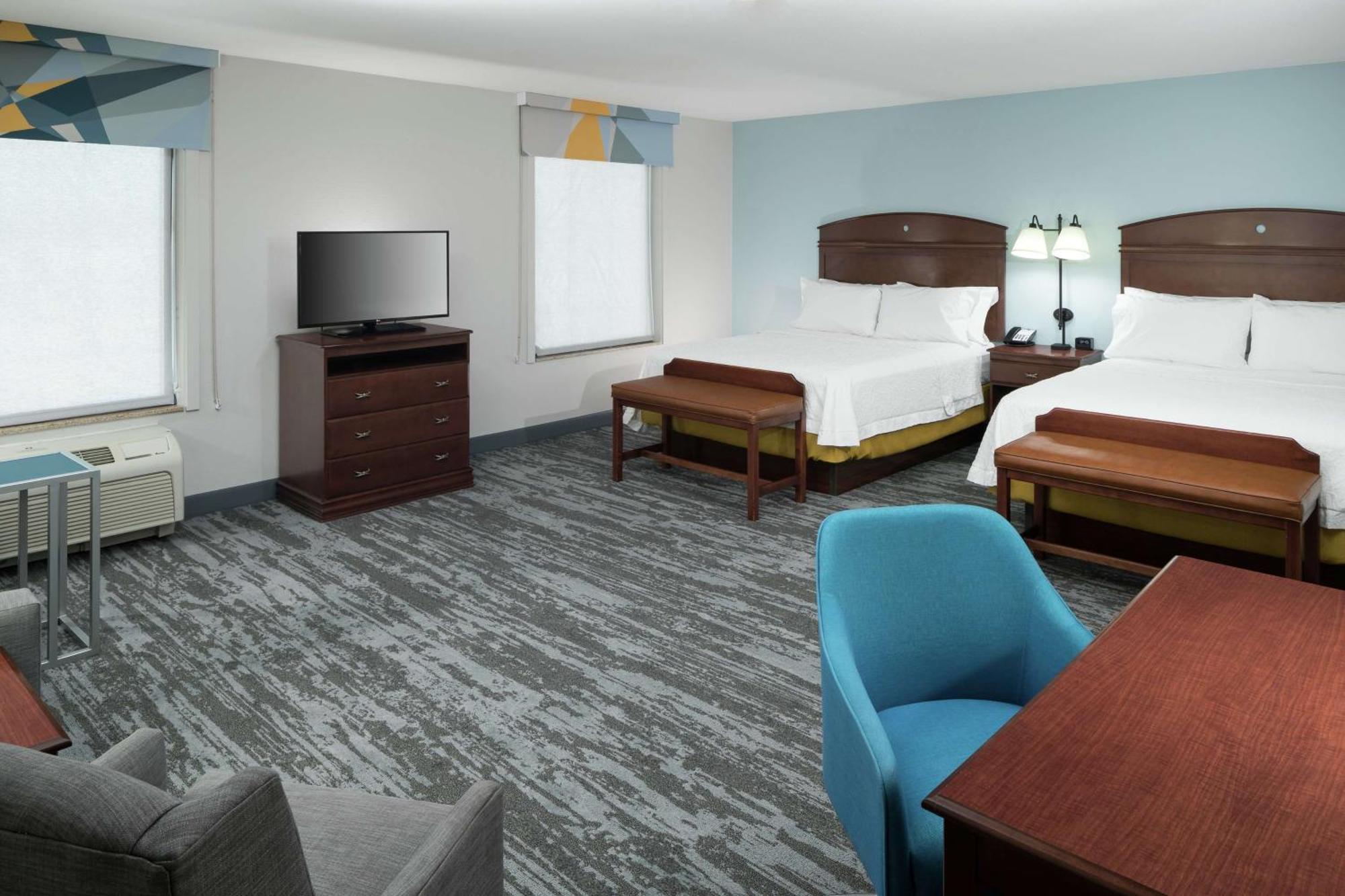 Hampton Inn & Suites Rochester-North Exterior photo